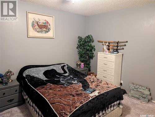 345 6Th Avenue Se, Swift Current, SK - Indoor Photo Showing Bedroom