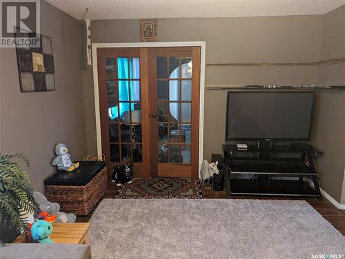 345 6Th Avenue Se, Swift Current, SK - Indoor Photo Showing Other Room