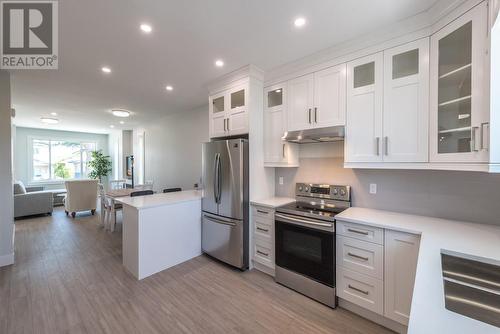 742 Kamloops Avenue Unit# 101, Penticton, BC - Indoor Photo Showing Kitchen With Stainless Steel Kitchen With Upgraded Kitchen