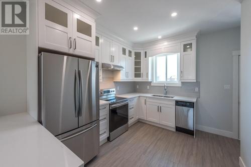 742 Kamloops Avenue Unit# 101, Penticton, BC - Indoor Photo Showing Kitchen With Stainless Steel Kitchen