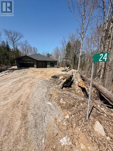 24 Aspen Lane, Powassan, ON - Outdoor