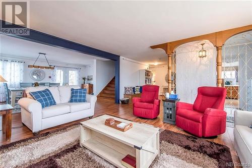 251 Loch Lomond Road, Saint John, NB - Indoor Photo Showing Living Room