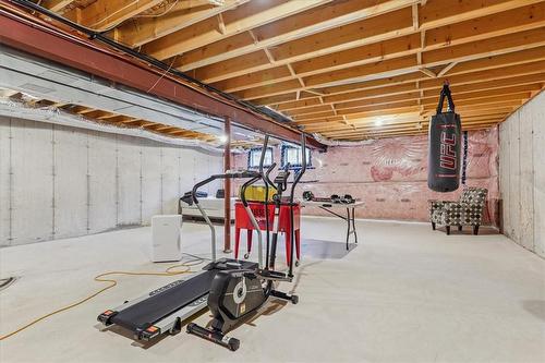 18 South Coast Circle, Crystal Beach, ON - Indoor Photo Showing Basement