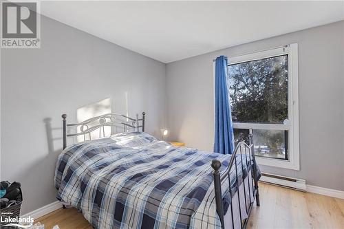 293 Matchedash Street N, Orillia, ON - Indoor Photo Showing Bedroom
