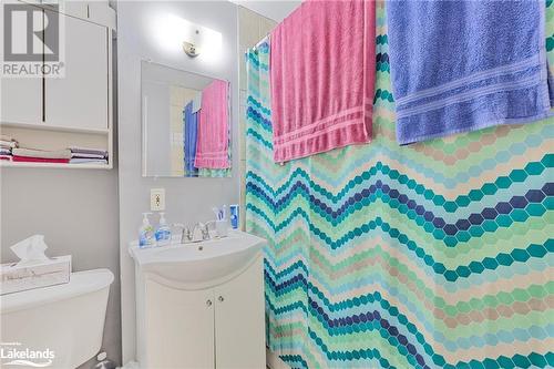 293 Matchedash Street N, Orillia, ON - Indoor Photo Showing Bathroom