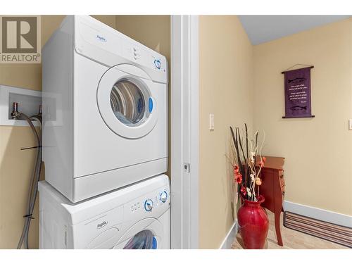 326 Mara Lake Lane Unit# 701, Sicamous, BC - Indoor Photo Showing Laundry Room