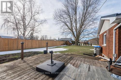 95 Parkview Cres, North Perth, ON - Outdoor With Deck Patio Veranda