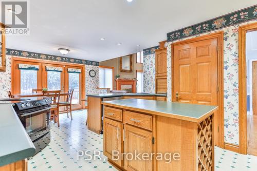 49 Melody Drive, Norfolk, ON - Indoor Photo Showing Kitchen