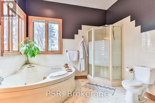 49 Melody Drive, Norfolk, ON - Indoor Photo Showing Bathroom