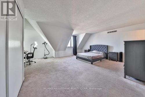 #823 -75 Weldrick Rd E, Richmond Hill, ON - Indoor Photo Showing Other Room