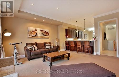 13 - 120 Bronte Road, Oakville, ON - Indoor Photo Showing Living Room