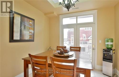13 - 120 Bronte Road, Oakville, ON - Indoor Photo Showing Dining Room