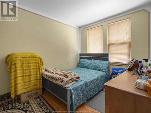 401 Parent Avenue, Windsor, ON - Indoor Photo Showing Bedroom