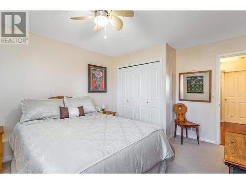 705 Royal Pine Drive, Kelowna, BC - Indoor Photo Showing Bedroom
