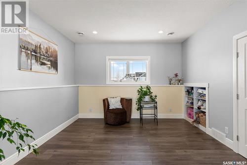 2 Silver Willows Drive, Laird Rm No. 404, SK - Indoor Photo Showing Living Room