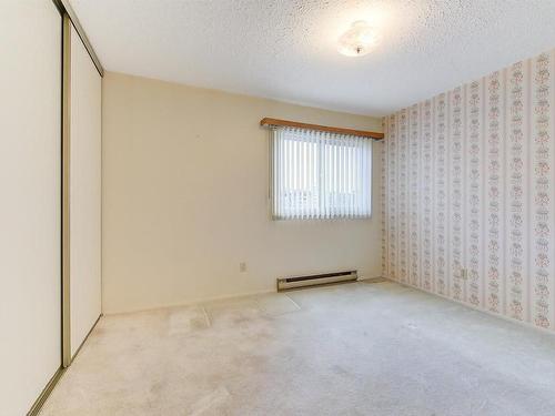 301-555 Rowcliffe Avenue, Kelowna, BC - Indoor Photo Showing Other Room