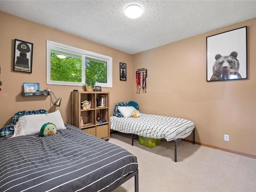 2720 Teal Road, West Kelowna, BC - Indoor Photo Showing Bedroom