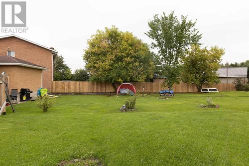105-107 Pozzebon Cres, Sault Ste. Marie, ON - Outdoor With Backyard