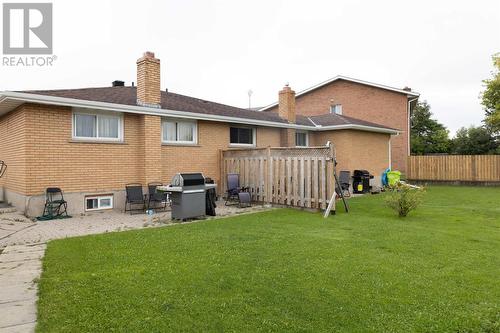 105-107 Pozzebon Cres, Sault Ste. Marie, ON - Outdoor With Exterior