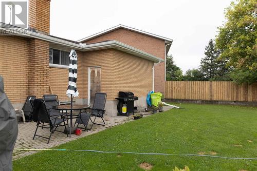 105-107 Pozzebon Cres, Sault Ste. Marie, ON - Outdoor With Exterior