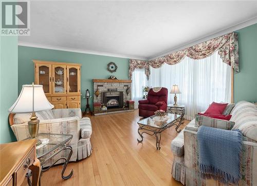 60 Queen Street, Smiths Falls, ON - Indoor Photo Showing Living Room With Fireplace