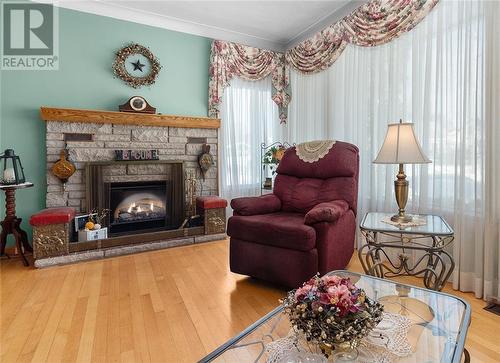 60 Queen Street, Smiths Falls, ON - Indoor Photo Showing Living Room With Fireplace