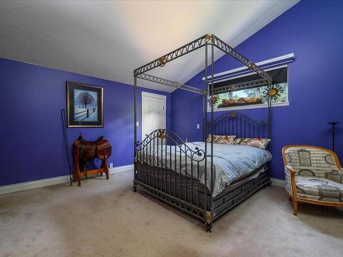 6491 Cowichan Lake Rd, Lake Cowichan, BC - Indoor Photo Showing Bedroom