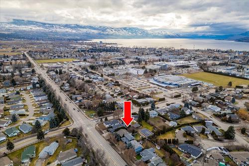 1198 Raymer Avenue, Kelowna, BC - Outdoor With View