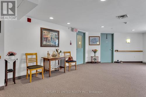 211 - 8 Huron Street, Kawartha Lakes, ON - Indoor Photo Showing Other Room