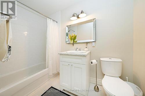 746 Sedore Avenue, Georgina, ON - Indoor Photo Showing Bathroom