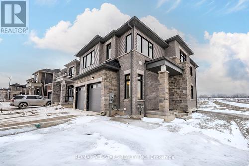 91 Thicketwood Avenue, Barrie, ON - Outdoor With Facade