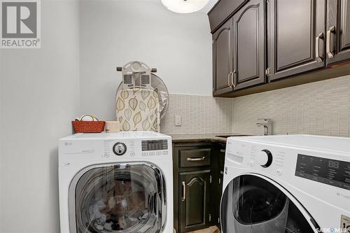 3407 Olive Grove, Regina, SK - Indoor Photo Showing Laundry Room
