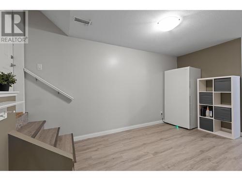 1566 Large Avenue, Kelowna, BC - Indoor Photo Showing Other Room