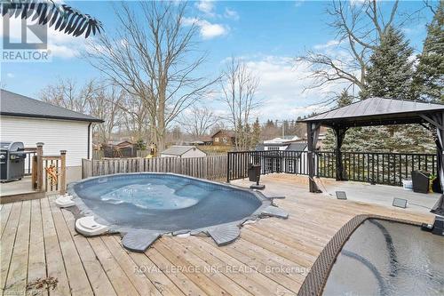 83 Gordon Ave, Fort Erie, ON - Outdoor With Above Ground Pool With Deck Patio Veranda