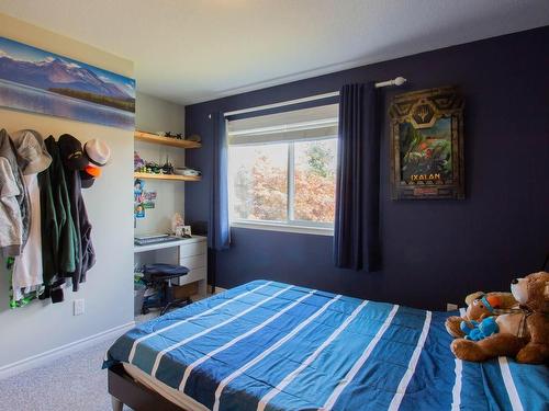 131 Wildlife Pl, Nanaimo, BC - Indoor Photo Showing Bedroom