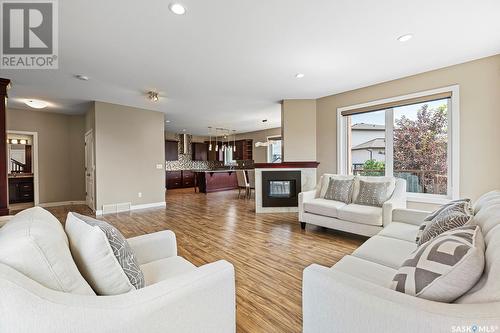 3877 Goldfinch Way, Regina, SK - Indoor Photo Showing Living Room