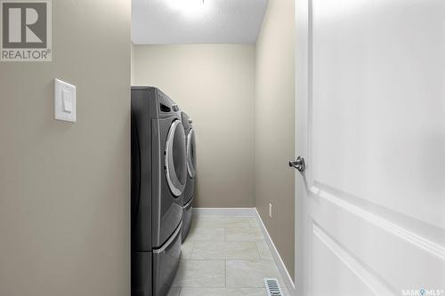 3877 Goldfinch Way, Regina, SK - Indoor Photo Showing Laundry Room