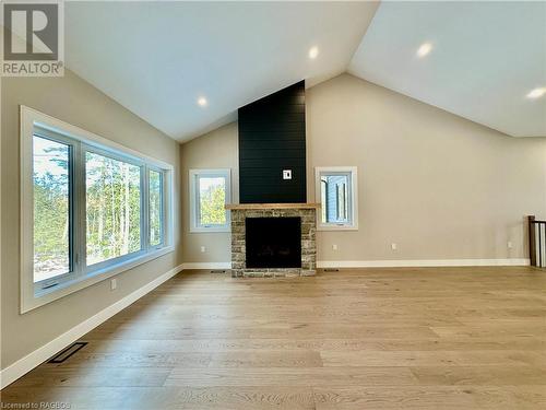 155 Pine View Drive, West Grey, ON - Indoor Photo Showing Other Room