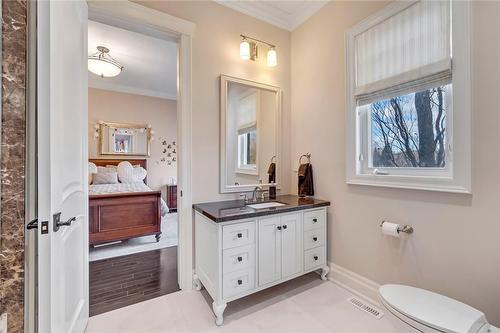 5100 14 Side Road, Milton, ON - Indoor Photo Showing Bathroom
