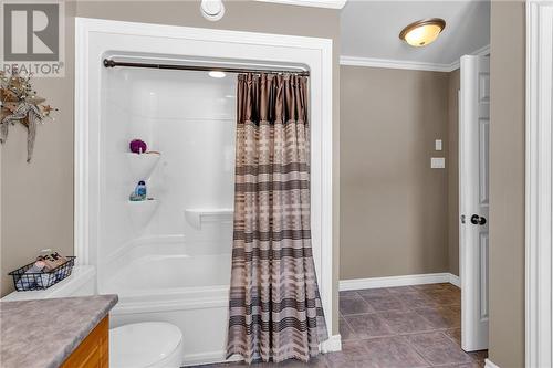 3 Moss Drive, Long Sault, ON - Indoor Photo Showing Bathroom