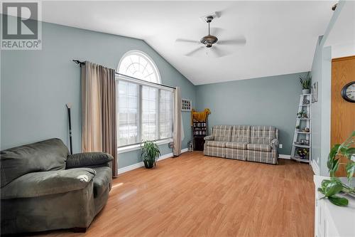 3 Moss Drive, Long Sault, ON - Indoor Photo Showing Other Room