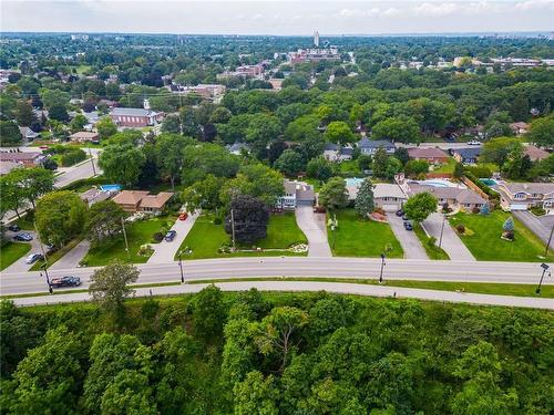 Multi million dollars neighbours and views - 424 Mountain Brow Boulevard, Hamilton, ON - Outdoor With View