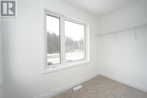 134 Franklin Tr W, Barrie, ON - Indoor Photo Showing Other Room