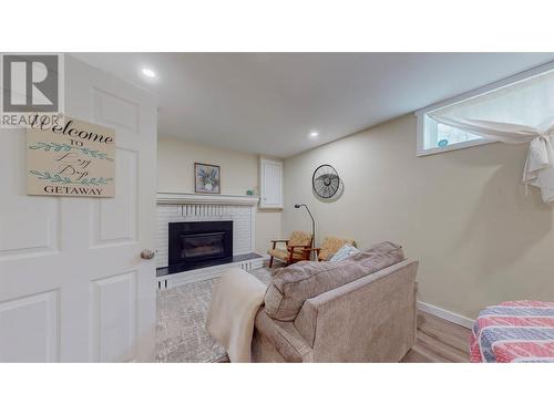 20 Finch Crescent, Osoyoos, BC - Indoor With Fireplace