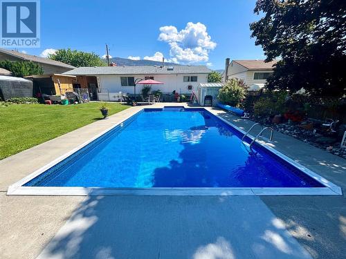 20 Finch Crescent, Osoyoos, BC - Outdoor With In Ground Pool With Backyard