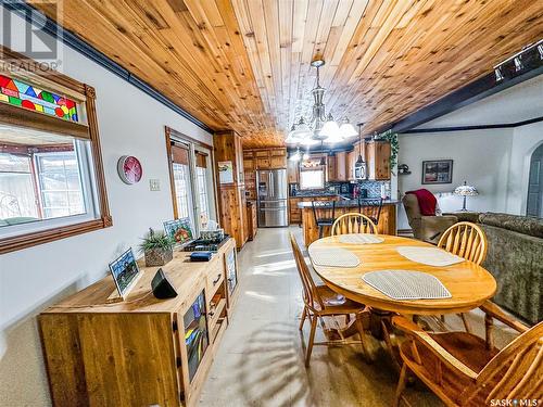 410 Oldroyd Drive, Good Spirit Lake, SK - Indoor Photo Showing Dining Room