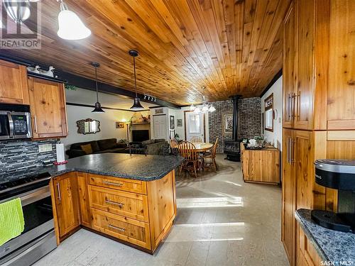 410 Oldroyd Drive, Good Spirit Lake, SK - Indoor Photo Showing Kitchen