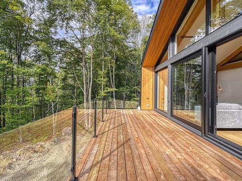 Balcon - 565 Ch. Du Refuge, Lac-Supérieur, QC - Outdoor With Deck Patio Veranda With Exterior