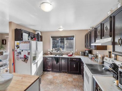 241 Birch Cres, Logan Lake, BC - Indoor Photo Showing Kitchen With Double Sink