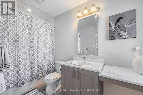 681 Lakelands Ave, Innisfil, ON - Indoor Photo Showing Bathroom